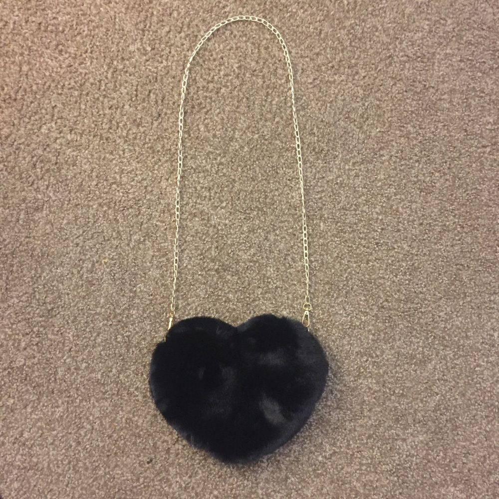 Black Fluffy Heart Purse - Picture 5 of 7